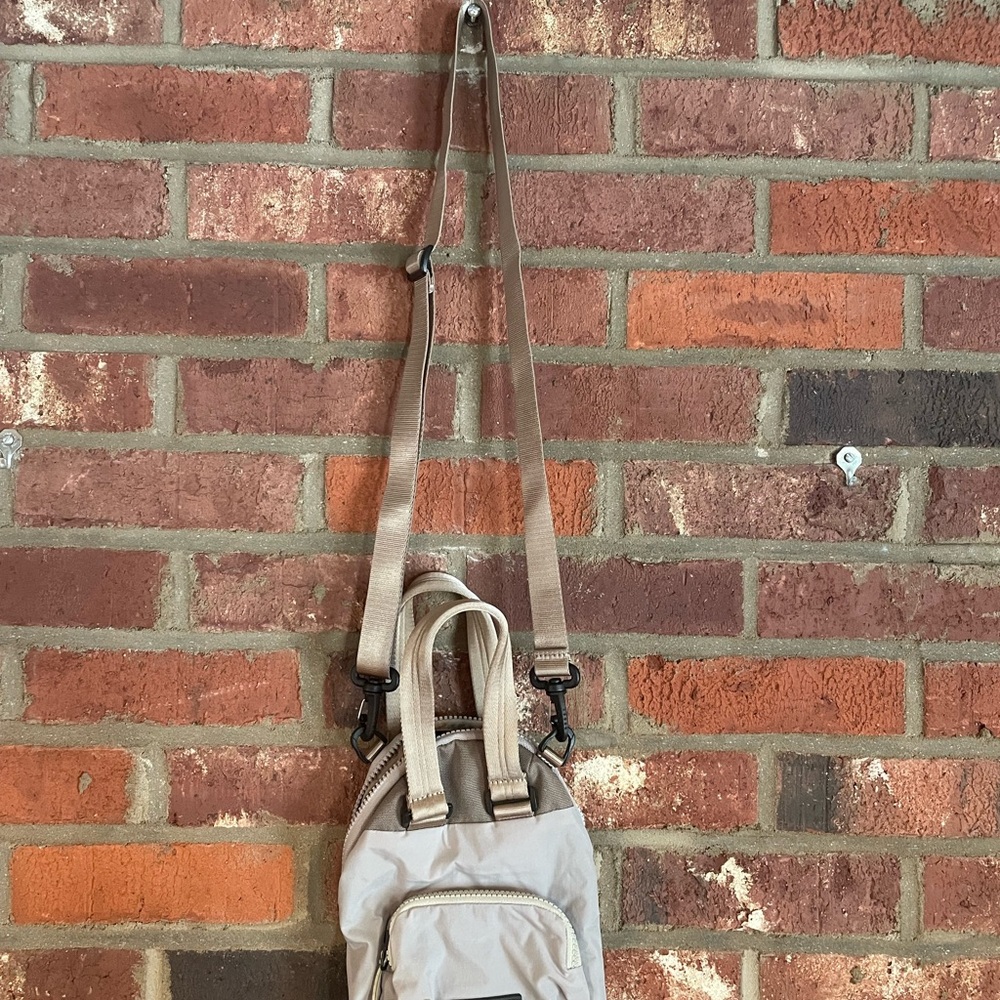Timbuk2 Spark Micro Pack Sling Waist Unisex Tan Taupe - Picture 10 of 11